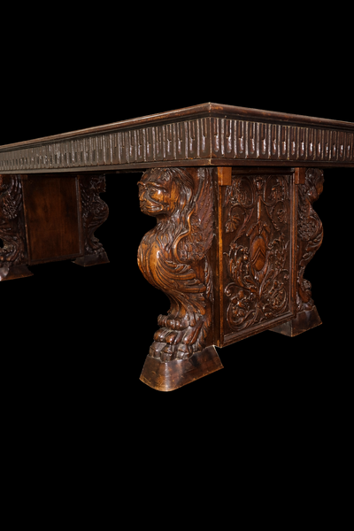 Vand masa lemn masiv veche de peste 70 de ani